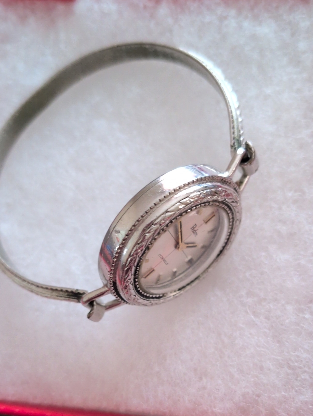 Vintage Pedre 17 Jewels Womens Manual Wind Silvertone Watch - Picture 6 of 6